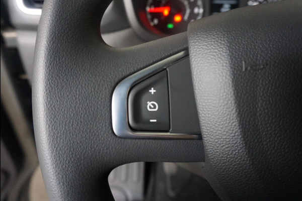 Renault Master T33 2.3 dCi 135PK L2H2 Work Edition Airco Cruise Control Camera Navi PDCA Trekhaak