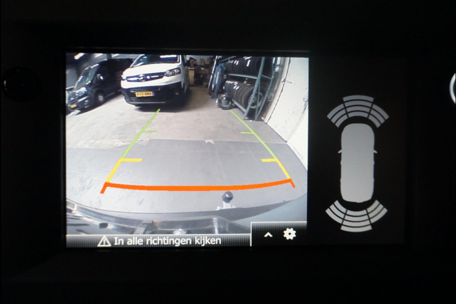 Renault Master T33 2.3 dCi 135PK L2H2 Work Edition Airco Cruise Control Camera Navi PDCA Trekhaak