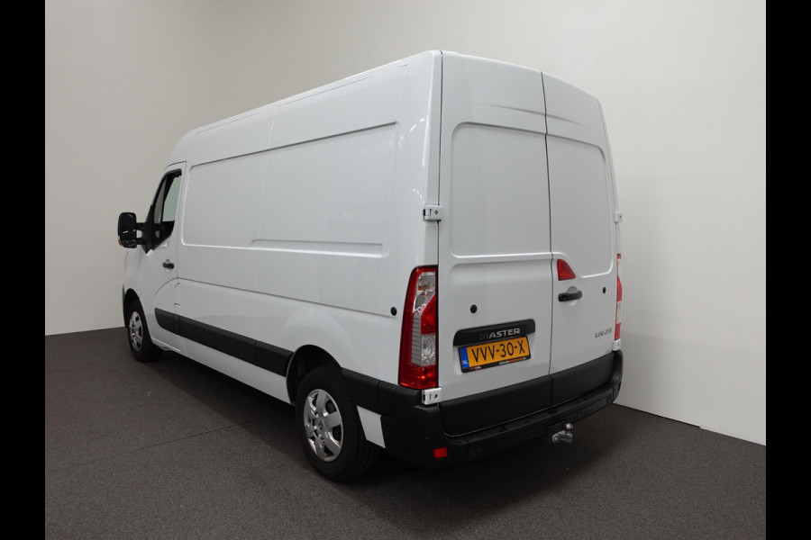 Renault Master T33 2.3 dCi 135PK L2H2 Work Edition Airco Cruise Control Camera Navi PDCA Trekhaak