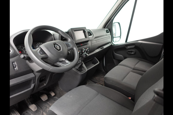 Renault Master T33 2.3 dCi 135PK L2H2 Work Edition Airco Cruise Control Camera Navi PDCA Trekhaak