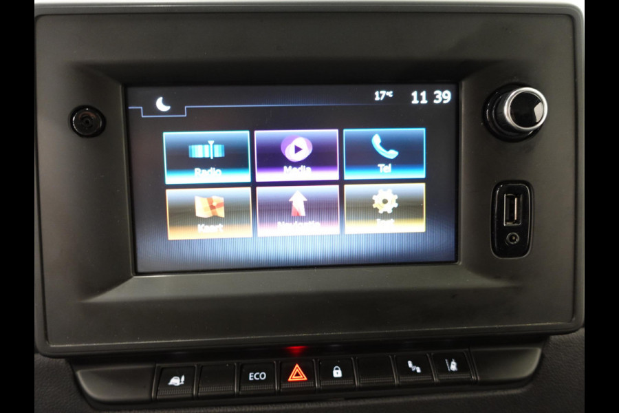 Renault Master T33 2.3 dCi 135PK L2H2 Work Edition Airco Cruise Control Camera Navi PDCA Trekhaak