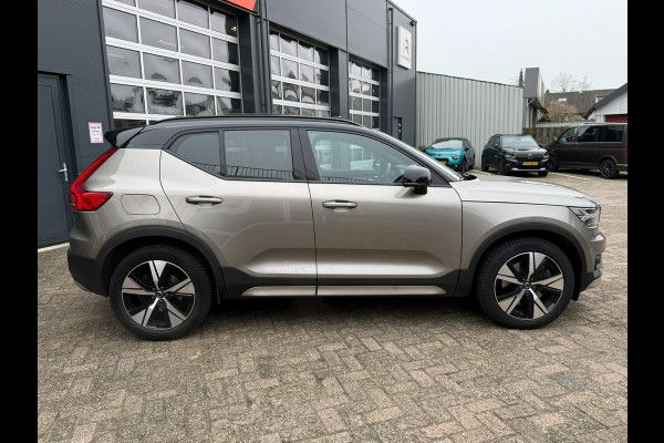 Volvo XC40 1.5 T5 Recharge R-Design NL-auto | Schuif- Kanteldak | H&K | Trekhaak | Stoelverwarming | Memory | Adaptive Cruise