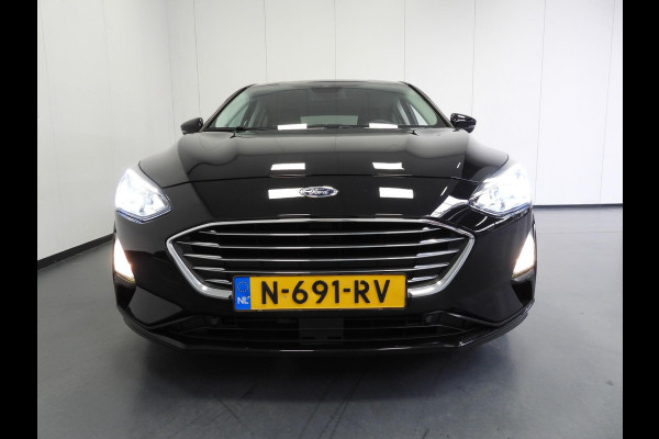 Ford Focus 1.0 EcoBoost Titanium X Business NAVI/CAMERA/LED/VIRTUAL/16"LMV!
