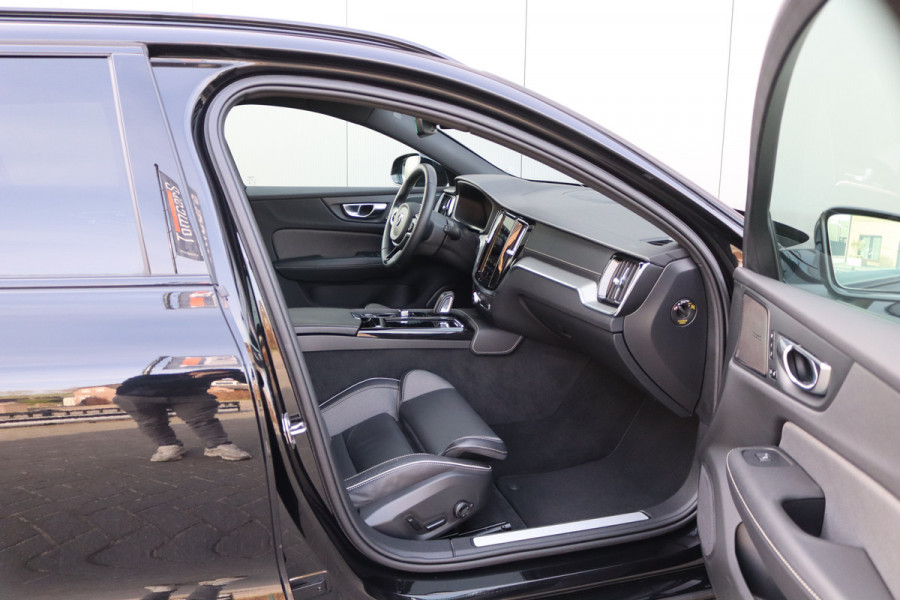 Volvo V60 2.0 T6 Recharge 340PK AWD R-Design Elektr.-trekhaak/Pano-dak/Winter-pack/Memory-stoel/Camera