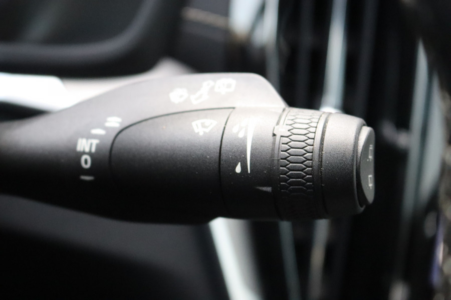 Volvo V60 2.0 T6 Recharge 340PK AWD R-Design Elektr.-trekhaak/Pano-dak/Winter-pack/Memory-stoel/Camera
