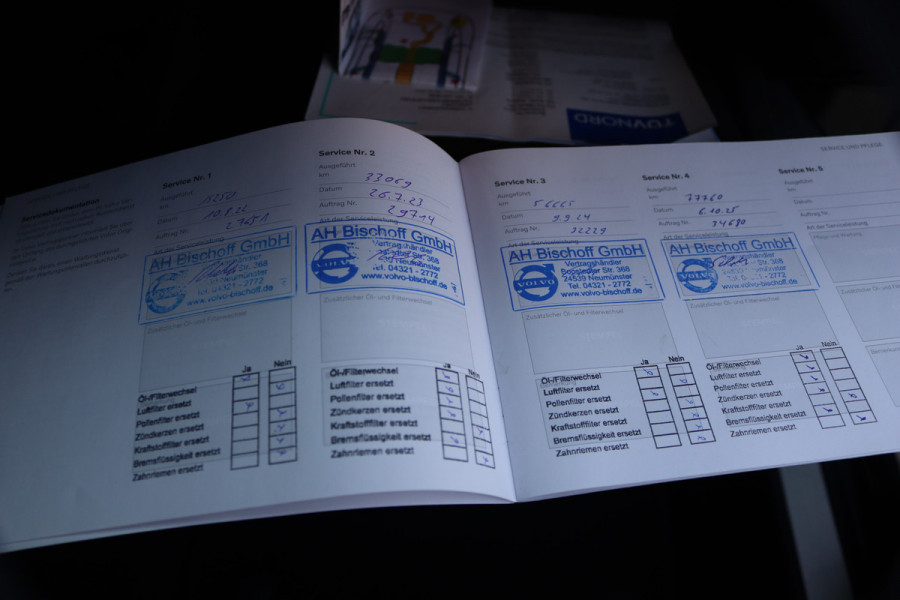 Volvo V60 2.0 T6 Recharge 340PK AWD R-Design Elektr.-trekhaak/Pano-dak/Winter-pack/Memory-stoel/Camera