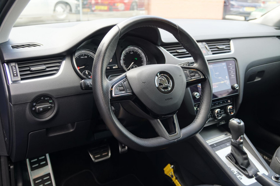 Škoda Octavia 1.5 TSI Greentech Ambition Business Automaat + TREKHAAK / KEYLESS / VOORRUITVERWARMING