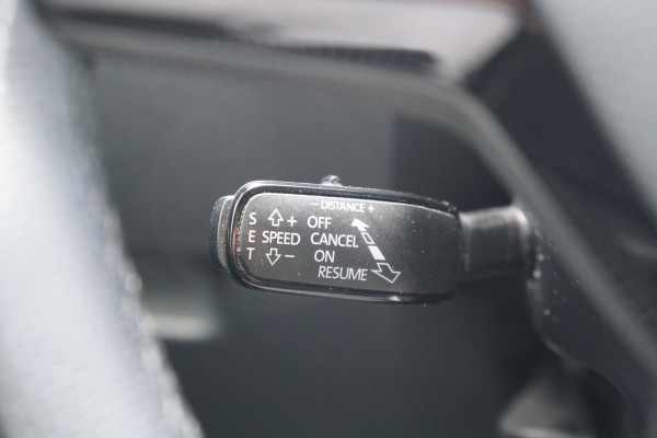 Škoda Octavia 1.5 TSI Greentech Ambition Business Automaat + TREKHAAK / KEYLESS / VOORRUITVERWARMING