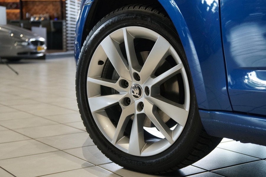 Škoda Octavia 1.5 TSI Greentech Ambition Business Automaat + TREKHAAK / KEYLESS / VOORRUITVERWARMING