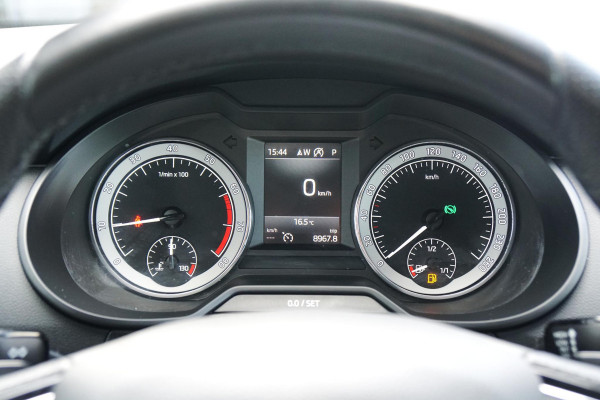Škoda Octavia 1.5 TSI Greentech Ambition Business Automaat + TREKHAAK / KEYLESS / VOORRUITVERWARMING