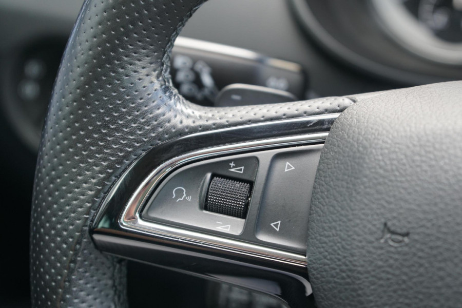 Škoda Octavia 1.5 TSI Greentech Ambition Business Automaat + TREKHAAK / KEYLESS / VOORRUITVERWARMING