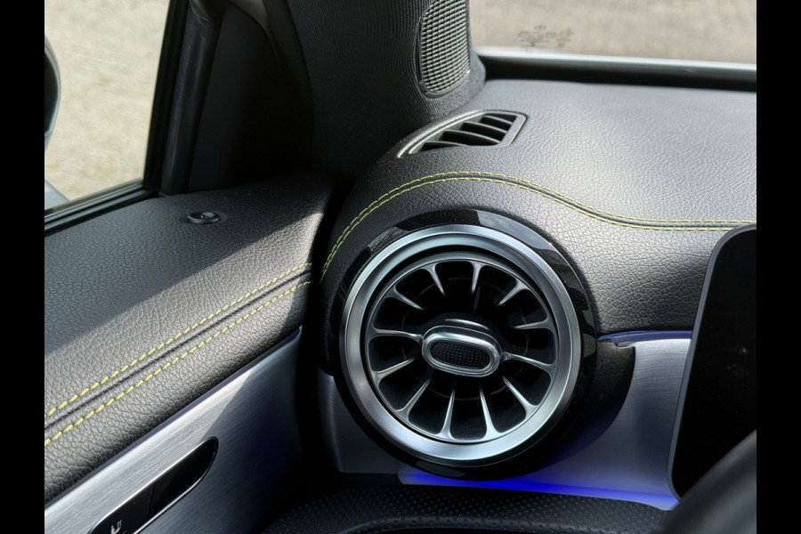 Mercedes-Benz A-Klasse 220 Launch Edition Premium Plus l Aero Pack l Pano l Climate l ACC l IZGST l