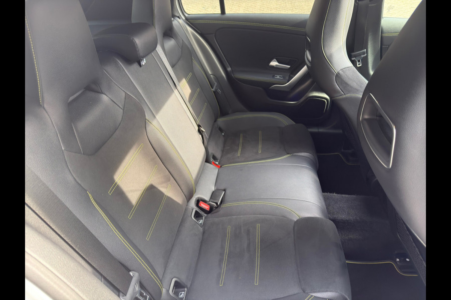 Mercedes-Benz A-Klasse 220 Launch Edition Premium Plus l Aero Pack l Pano l Climate l ACC l IZGST l