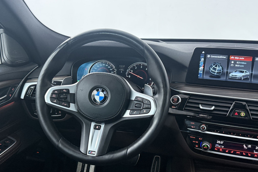 BMW 6 Serie Gran Turismo 630i High Executive (PANORAMADAK, H&K AUDIO, STOELVERWARMING/VERKOELING, STUURVERWARMING, CAMERA)