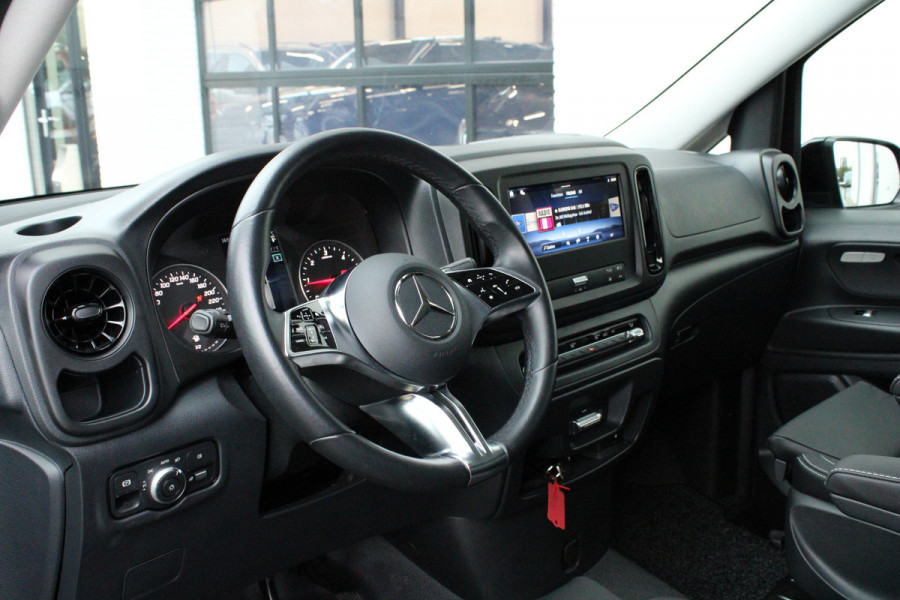 Mercedes-Benz Vito 119 CDI / Aut / Lang / DC / 2x Schuifdeur / Leer / Led / Camera / Vol Opties / NIEUWSTAAT