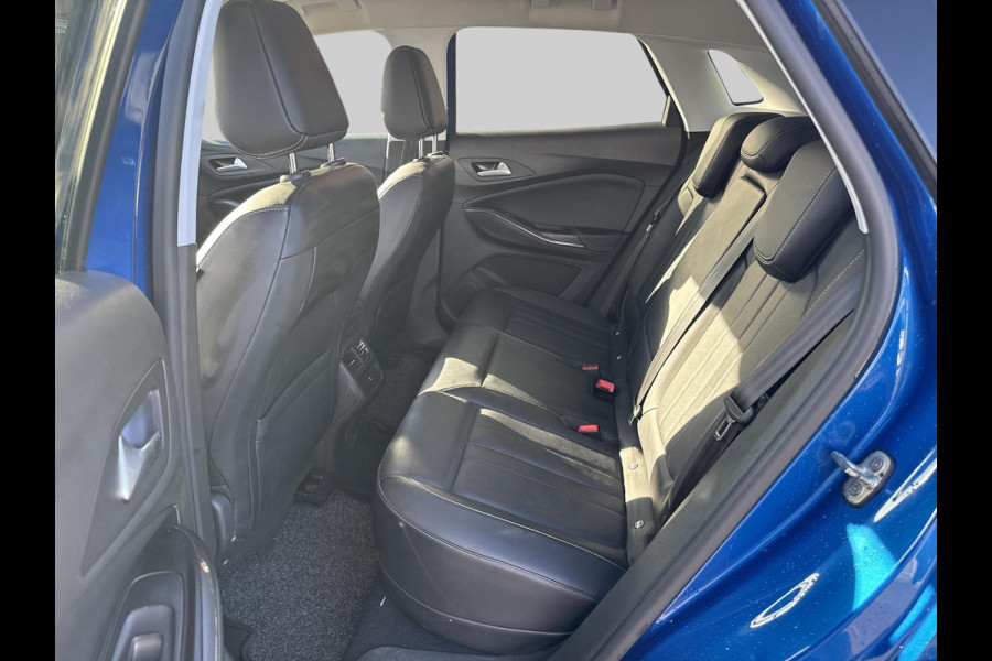 Opel Grandland X 1.6 Turbo Hybrid4 Ultimate | Trekhaak | All Seasonbanden | Leder
