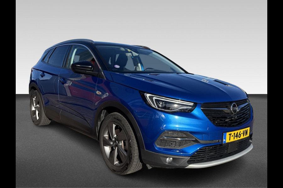 Opel Grandland X 1.6 Turbo Hybrid4 Ultimate | Trekhaak | All Seasonbanden | Leder