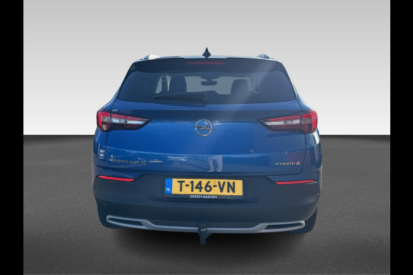 Opel Grandland X 1.6 Turbo Hybrid4 Ultimate | Trekhaak | All Seasonbanden | Leder