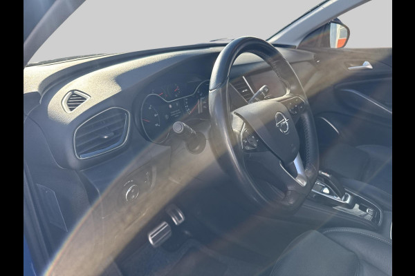 Opel Grandland X 1.6 Turbo Hybrid4 Ultimate | Trekhaak | All Seasonbanden | Leder