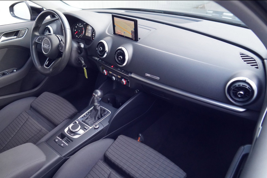 Audi A3 Sportback 1.5 TFSI CoD Sport Lease Edition / NL-Auto / Automaat / Sportstoelen / Navi / Cruise