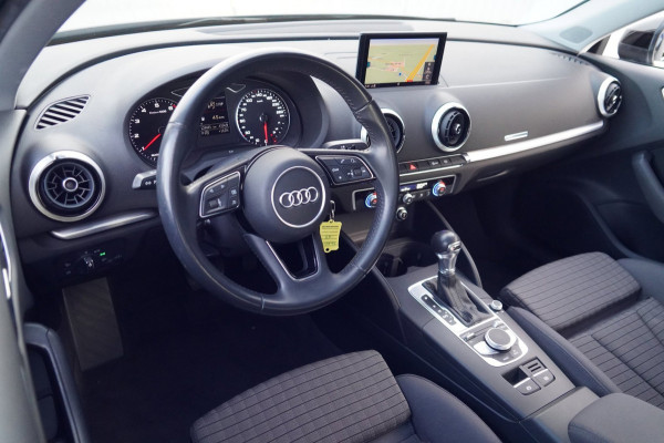 Audi A3 Sportback 1.5 TFSI CoD Sport Lease Edition / NL-Auto / Automaat / Sportstoelen / Navi / Cruise