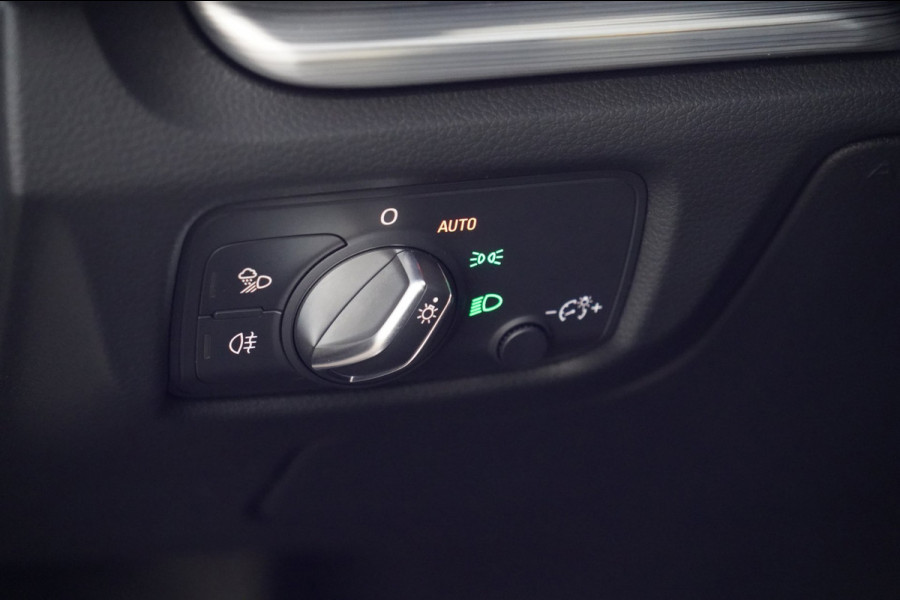 Audi A3 Sportback 1.5 TFSI CoD Sport Lease Edition / NL-Auto / Automaat / Sportstoelen / Navi / Cruise