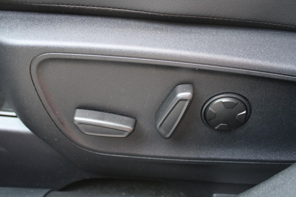 Ford Kuga 2.5 PHEV ST-Line X | Winterpack | AGR Stoelen | Electrische Achterklep | B & O Sound