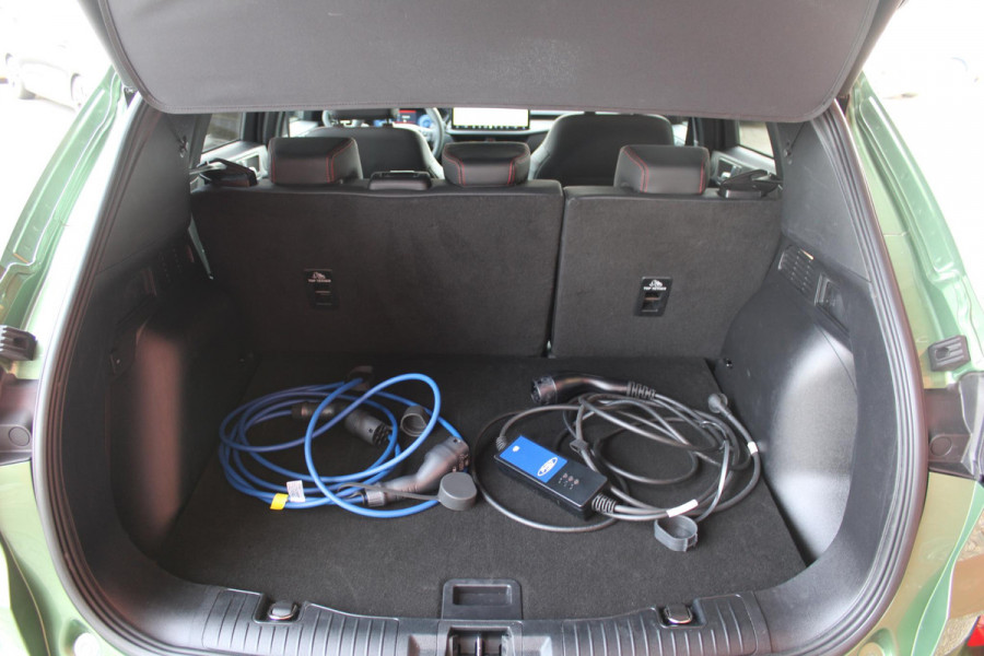 Ford Kuga 2.5 PHEV ST-Line X | Winterpack | AGR Stoelen | Electrische Achterklep | B & O Sound