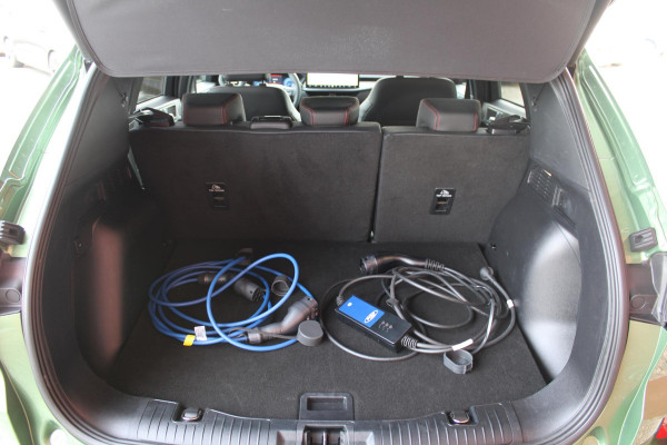Ford Kuga 2.5 PHEV ST-Line X | Winterpack | AGR Stoelen | Electrische Achterklep | B & O Sound