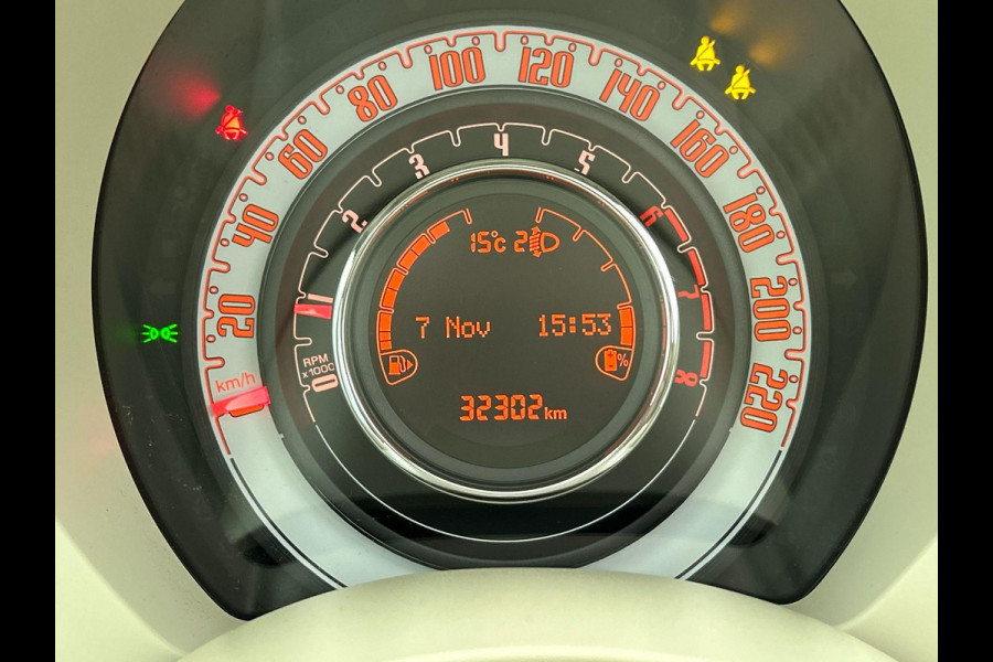 Fiat 500C 1.0 Hybrid Dolcevita Cabriolet | Climate Control | Sportstoelen | Parkeersensoren achter | Cruise Control | DAB | Lichtmetalen Velgen