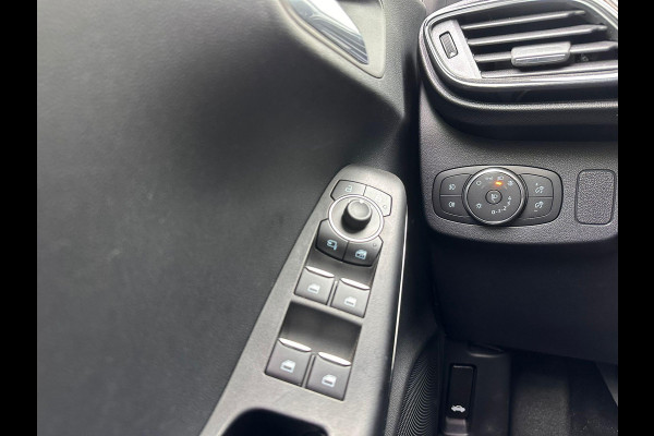 Ford Puma 1.0 T Hybrid Titanium Design | Light pack - Full LED | Winter Pack | Climate | Stoel & Stuur-verwarming | Elektr voorruit snel ontdooier |  All Season banden |