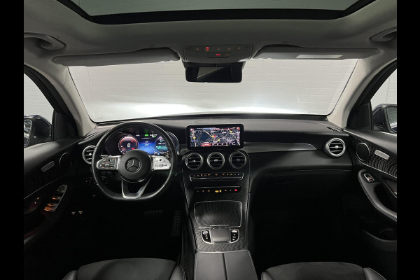 Mercedes-Benz GLC GLC 300e 4MATIC AMG Trekhaak | Adapt. cruise | Open dak | Achteruitrij camera | Stoelverwarming | Carplay | Bliss
