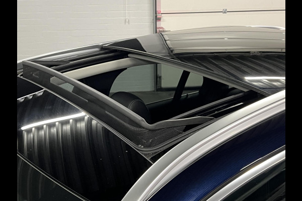 Mercedes-Benz GLC GLC 300e 4MATIC AMG Trekhaak | Adapt. cruise | Open dak | Achteruitrij camera | Stoelverwarming | Carplay | Bliss