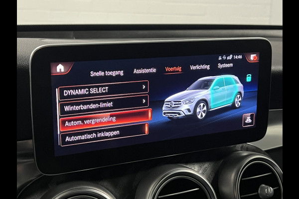 Mercedes-Benz GLC GLC 300e 4MATIC AMG Trekhaak | Adapt. cruise | Open dak | Achteruitrij camera | Stoelverwarming | Carplay | Bliss