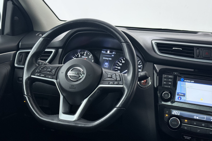 Nissan QASHQAI 1.2 Tekna + (STOELVERWARMING, CAMERA, ELEKTR STOELEN, TREKHAAK, PARKEERSENSOREN, LANE-ASSSIST)