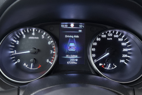 Nissan QASHQAI 1.2 Tekna + (STOELVERWARMING, CAMERA, ELEKTR STOELEN, TREKHAAK, PARKEERSENSOREN, LANE-ASSSIST)