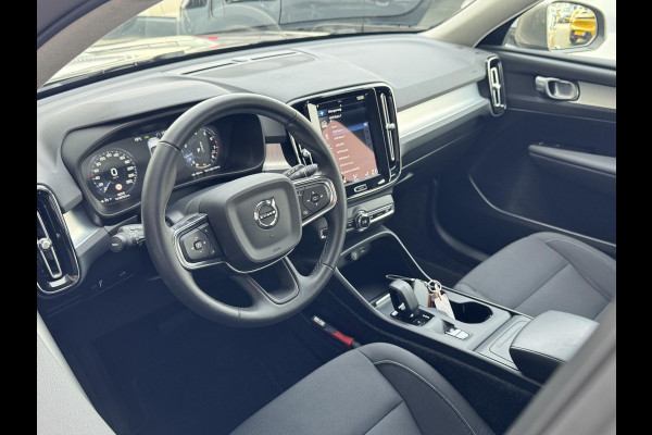 Volvo XC40 1.5 T2 Momentum NL-AUTO | TREKHAAK | STOEL VERWARMING