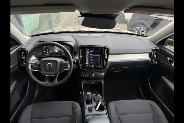 Volvo XC40 1.5 T2 Momentum NL-AUTO | TREKHAAK | STOEL VERWARMING