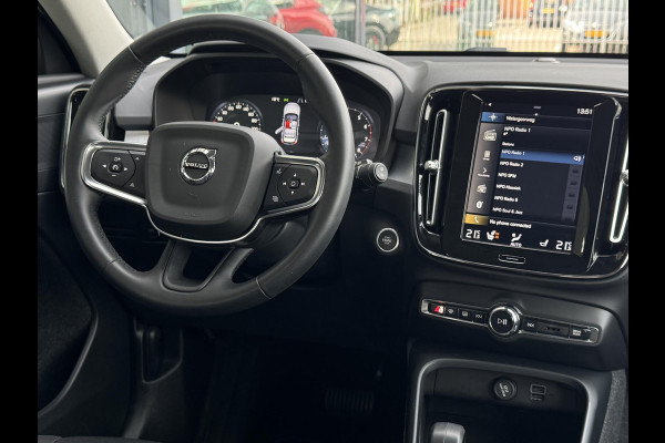 Volvo XC40 1.5 T2 Momentum NL-AUTO | TREKHAAK | STOEL VERWARMING