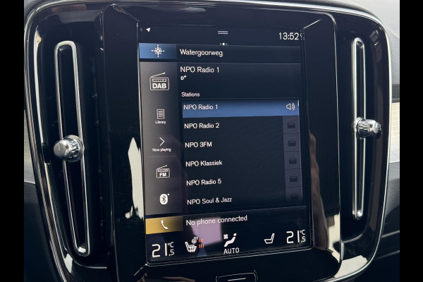 Volvo XC40 1.5 T2 Momentum NL-AUTO | TREKHAAK | STOEL VERWARMING