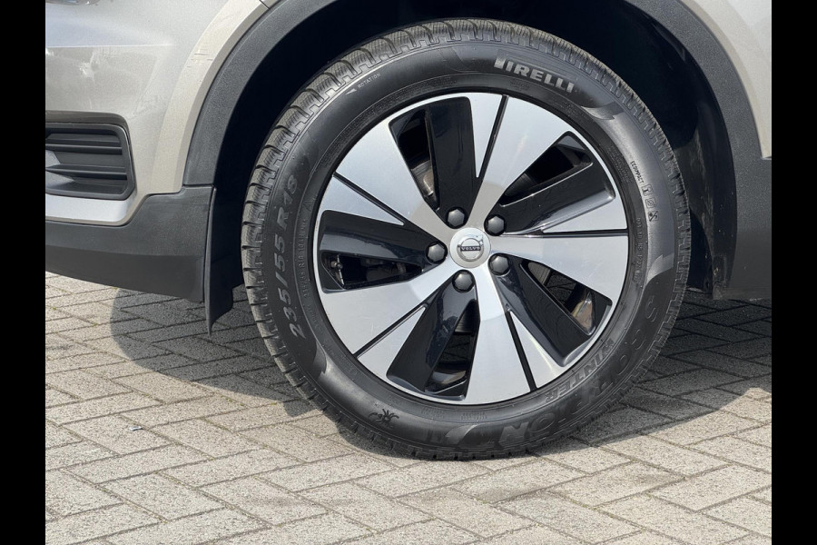 Volvo XC40 1.5 T2 Momentum NL-AUTO | TREKHAAK | STOEL VERWARMING