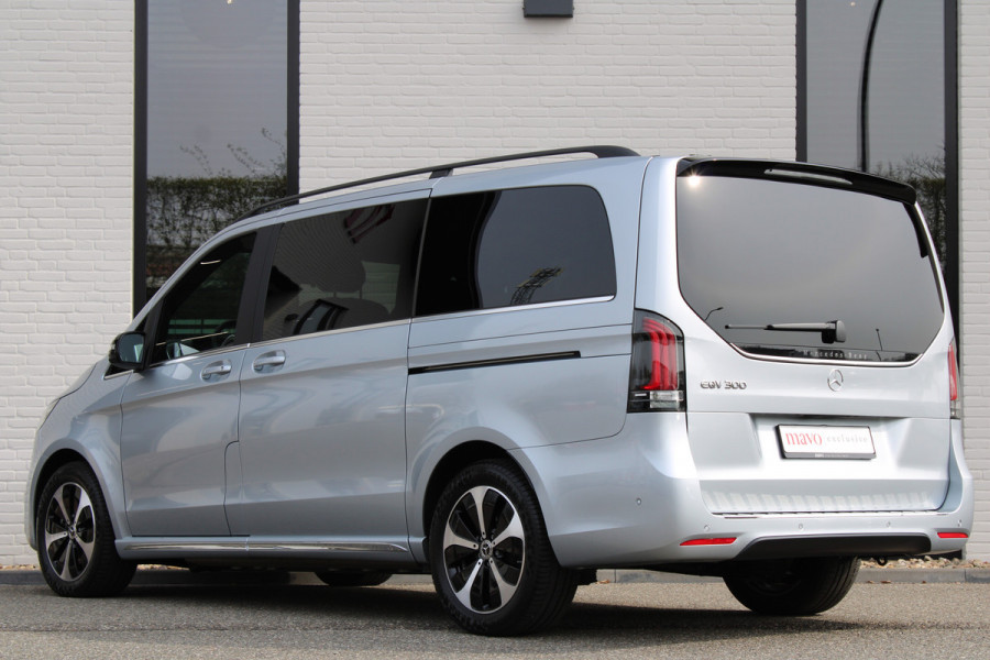 Mercedes-Benz Eqv 300 L2 / AMG / New Model / Luchtvering / 7-Persoons / Burmester / Electr Stoelen / Vol Opties / NIEUW!!