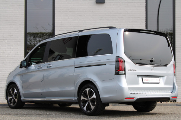 Mercedes-Benz Eqv 300 L2 / AMG / DC / New Model / Luchtvering / Burmester / Electr Stoelen / Vol Opties / NIEUW!!
