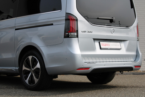 Mercedes-Benz Eqv 300 L2 / AMG / DC / New Model / Luchtvering / Burmester / Electr Stoelen / Vol Opties / NIEUW!!