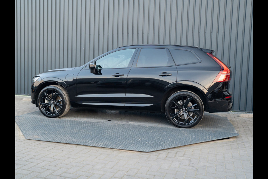 Volvo XC60 2.0 T6 Plug-in hybrid AWD Plus Black Edition | 360 Camera | Harman/Kardon | Trekhaak | Panodak | Dodehoek sensoren | Prijs Rijklaar!!