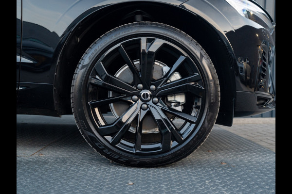 Volvo XC60 2.0 T6 Plug-in hybrid AWD Plus Black Edition | 360 Camera | Harman/Kardon | Trekhaak | Panodak | Dodehoek sensoren | Prijs Rijklaar!!
