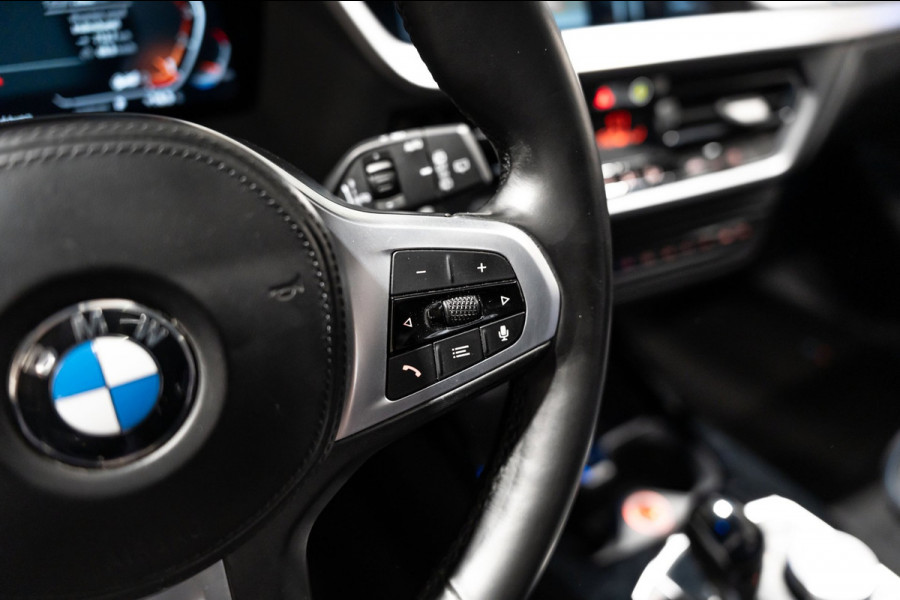 BMW 1-serie 116i M Sport LED NAVI PANO CAMERA