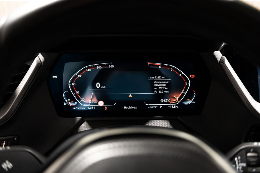 BMW 1-serie 116i M Sport LED NAVI PANO CAMERA