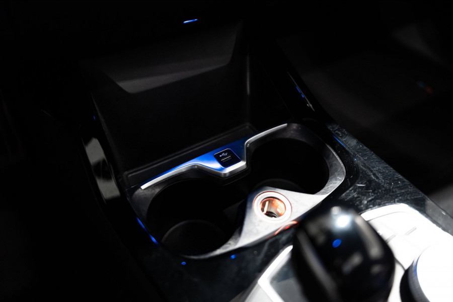 BMW 1-serie 116i M Sport LED NAVI PANO CAMERA