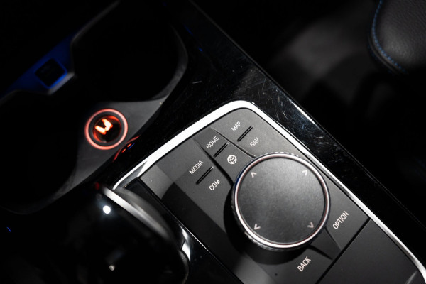 BMW 1-serie 116i M Sport LED NAVI PANO CAMERA